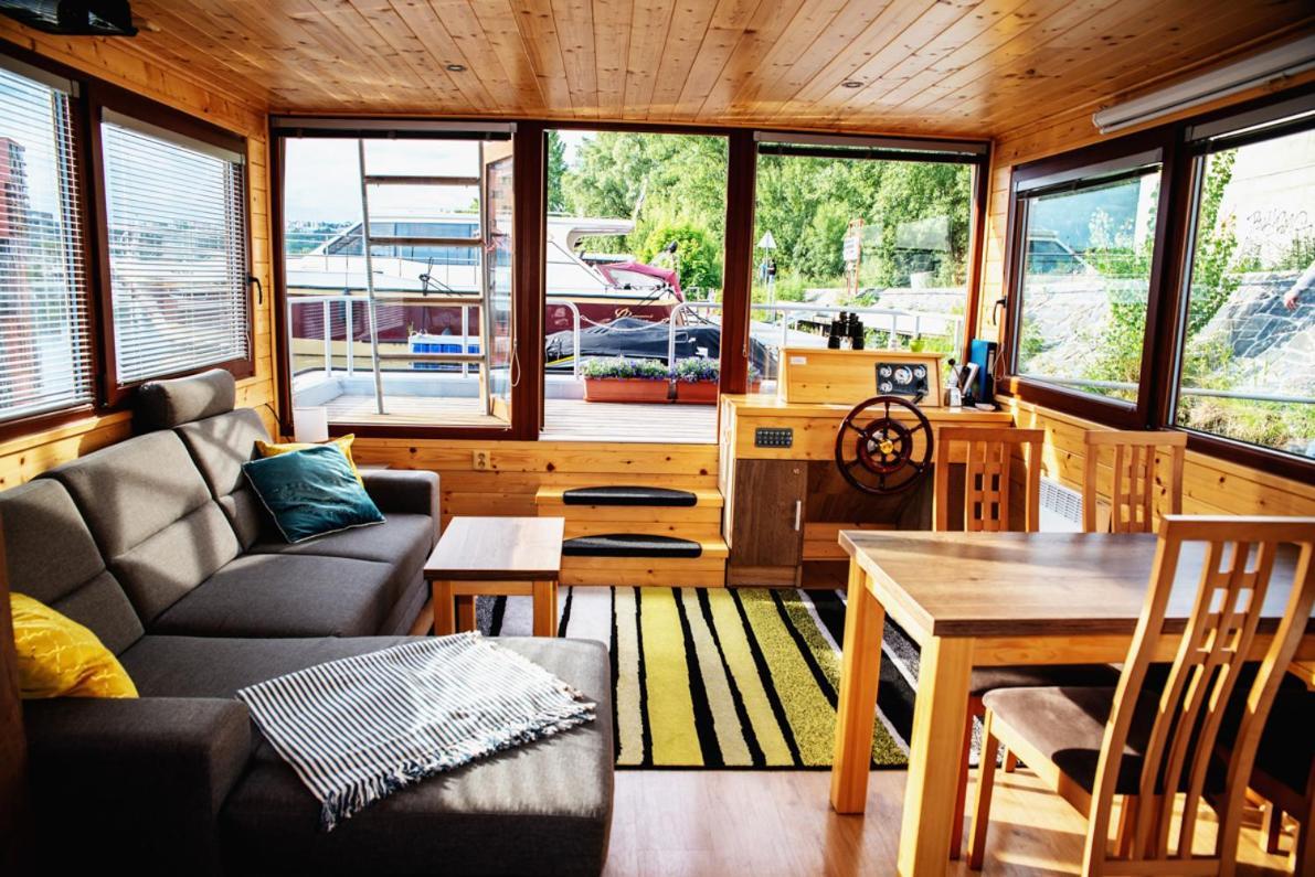 Hotel Houseboat Bonanza Praga Esterno foto